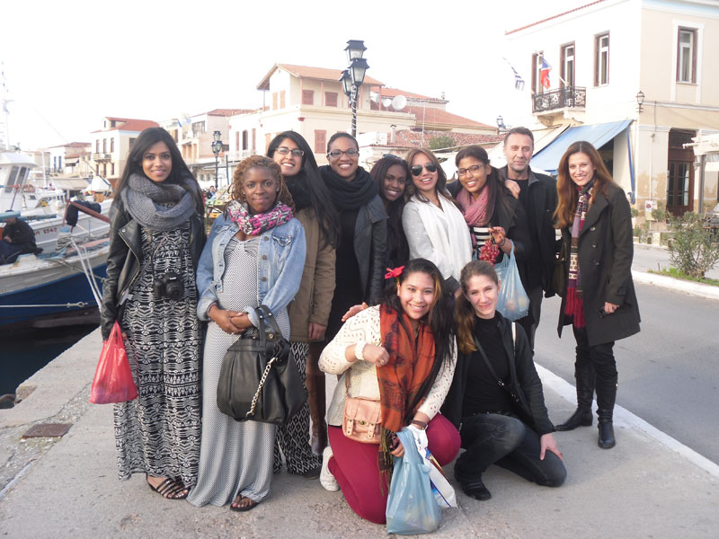 En la isla de Egina, con estudiantes de CUNY (EEUU)